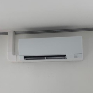 Installation de climatiseur mural par technicien certifié