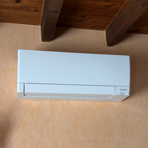 Climatisation réversible installée dans une habitation